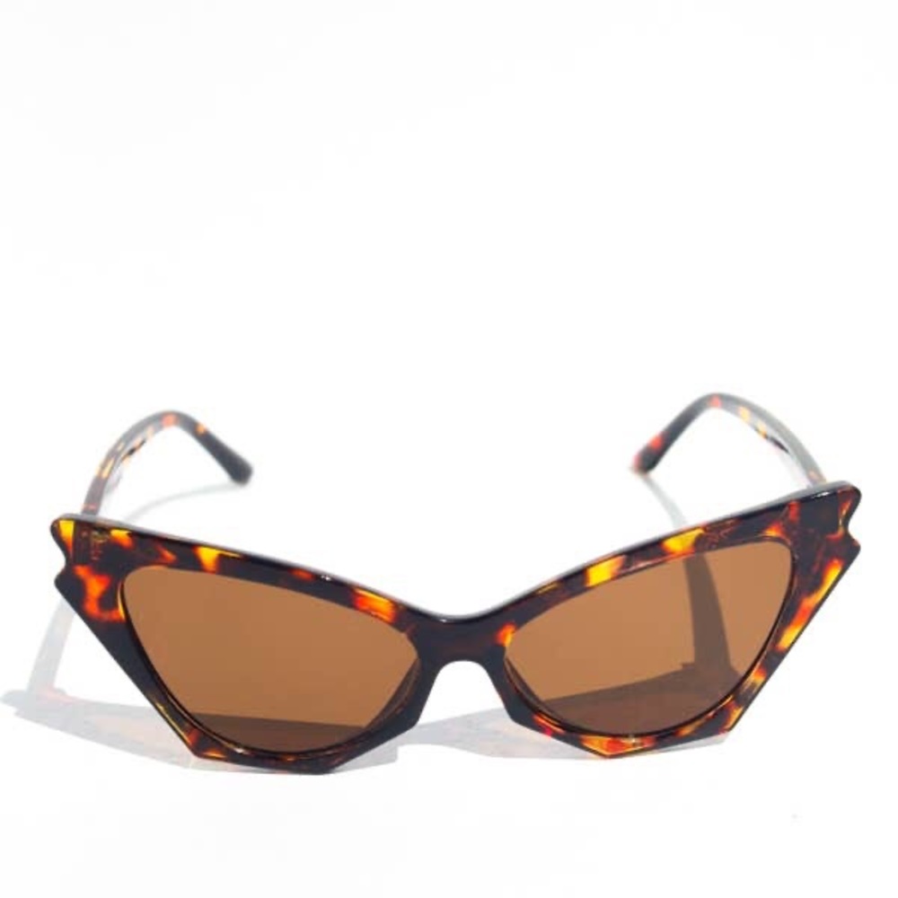 🆕 Revelry Tortoiseshell Cat Eye Sunglasses